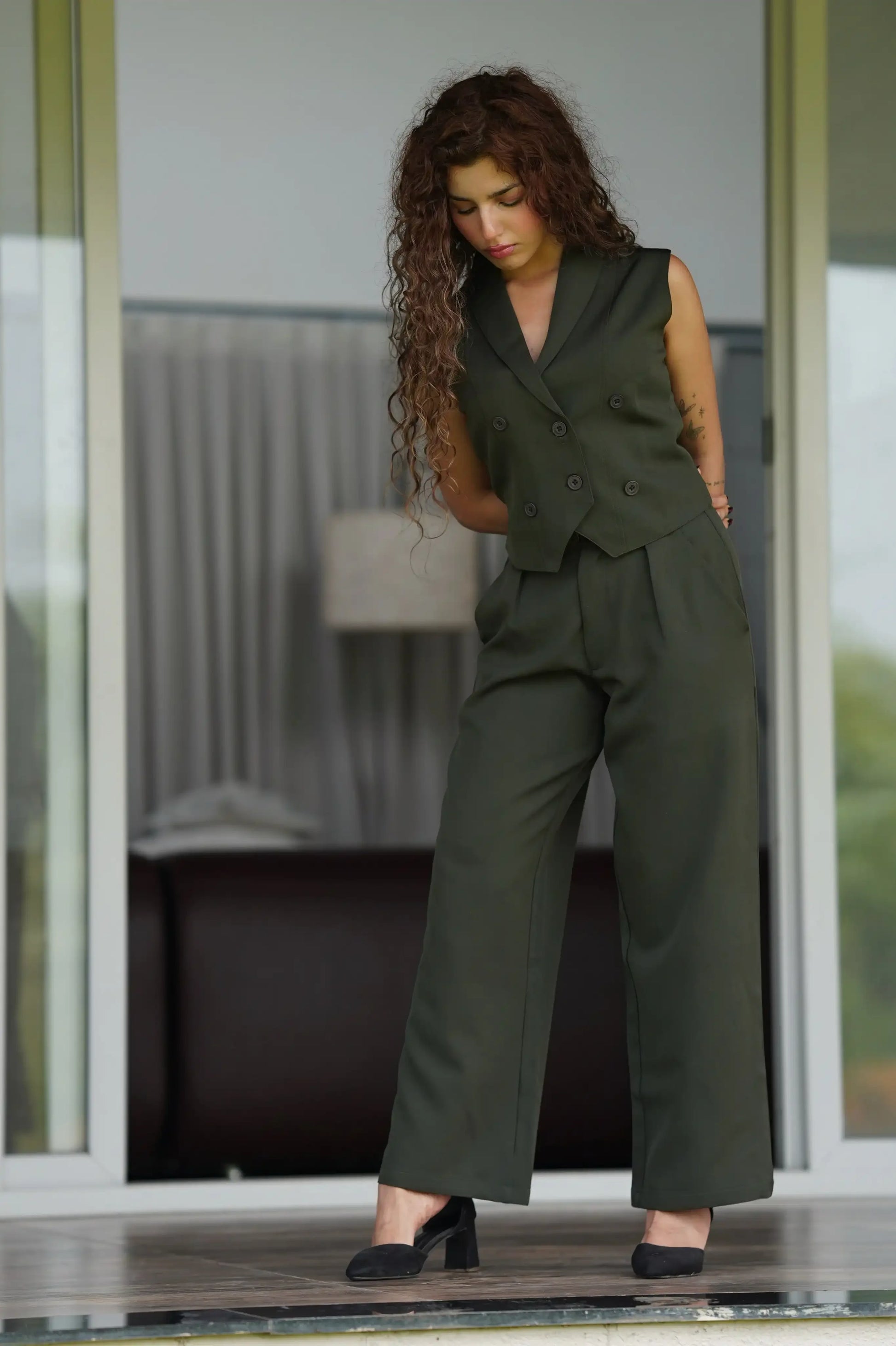 #color_olive Boss it
Ease It
