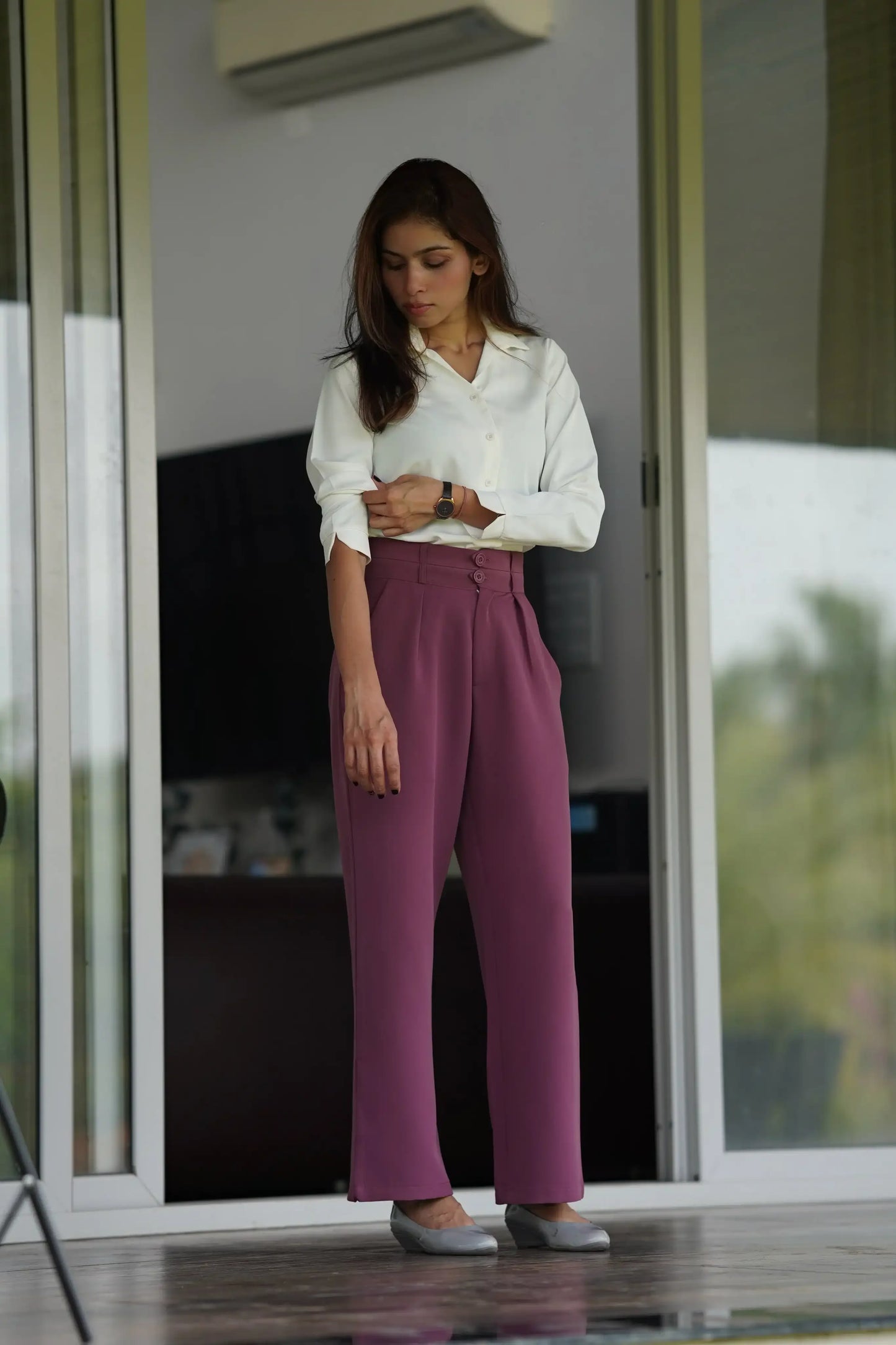 Snatch It #color_mauve
Stella #color_white