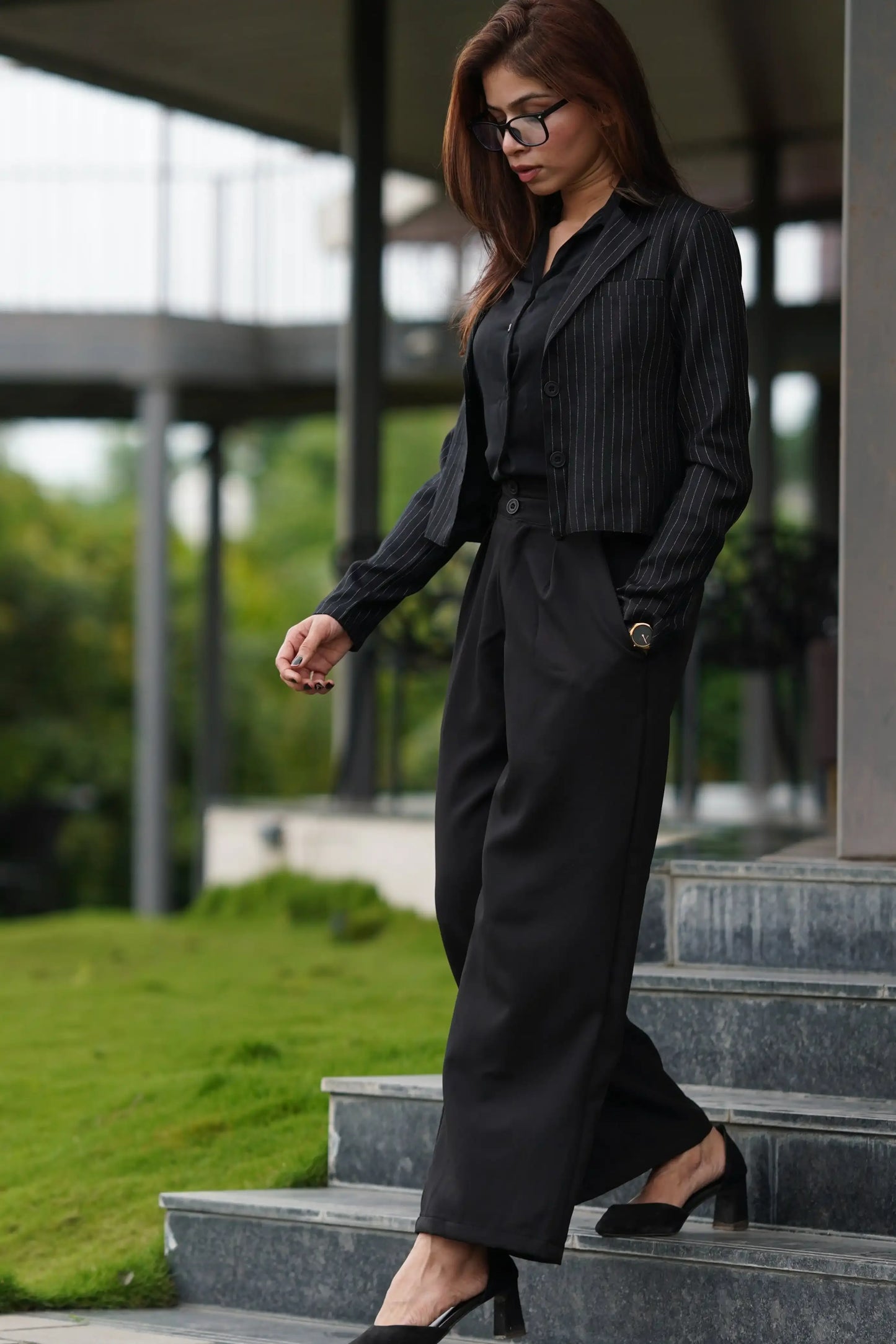 Blazer
#color_black Stella
Black Ease It