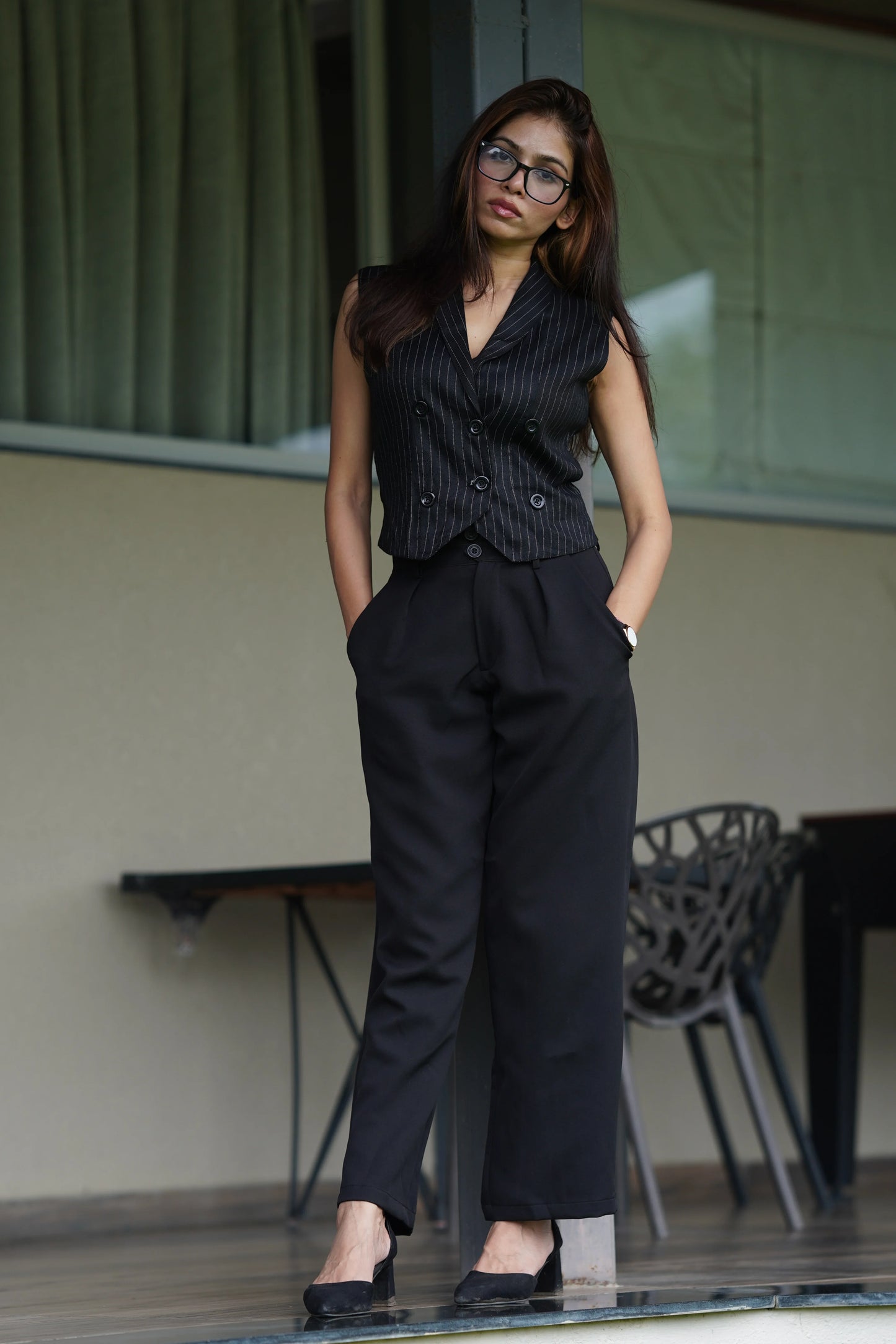  Boss It
#color_black Ease It